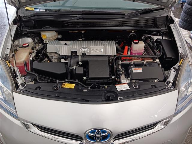 プリウスPHV S フルセグ メモリーナビ DVD再生 ミュージックプレイヤー接続可 バックカメラ ETC HIDヘッドライト 記録簿(12枚目)