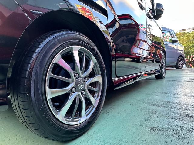 Ｎ－ＢＯＸカスタム Ｌ　後期型　８インチフルセグＴＶナビ　バックカメラ　ＥＴＣ　ナビ連動ドライブレコーダー　８スピーカーサウンドシステム　両側電動スライドドア　電動パーキングブレーキ搭載　オートエアコン　ＬＥＤヘッドライト（8枚目）