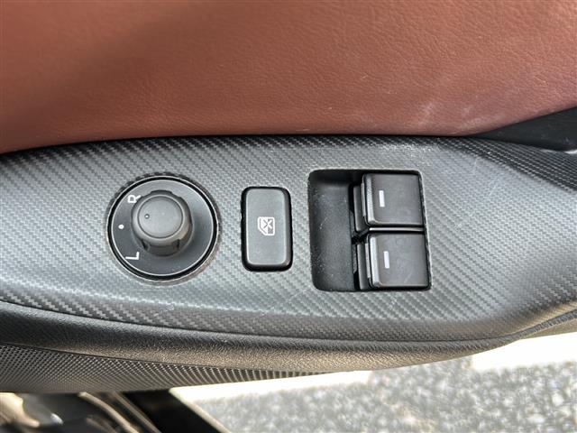 全国納車も可能です！全国展開のガリバーネットワークで、北海道から沖縄までどこでもご納車可能※です！詳細はお気軽にお問い合わせください！※車両運搬費がかかります。