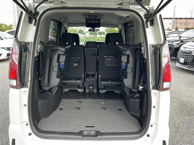 セレナ ハイウェイスター　Ｖセレクション　県外仕入　禁煙車　　純正７型ナビ　ＡＭ／ＦＭ／ＣＤ／ＤＶＤ／ＢＴ　両側パワスラ　バックモニター　後席モニター　フルセグＴＶ　衝突軽減　クルコン　ドラレコ　純正１６ＡＷ　純正フロアマット　オートライト（28枚目）