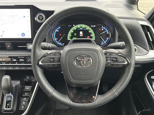 安心の全車保証付き！（※部分保証、国産車は納車後３ヶ月、輸入車は納車後１ヶ月の保証期間となります）。その他長期保証（有償）もご用意しております！※長期保証を付帯できる車両には条件がございます。