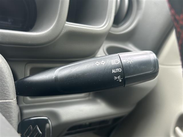 エブリイ ＰＣ　禁煙車　社外オーディオＡＭ／ＦＭ／ＣＤ　両側スライドドア　衝突軽減システム　オートライト　パーキングアシスト　レーンキープアシスト　横滑り防止装置　リモコンキー　パワーウィンドウ　　ＵＳＢ入力端子（5枚目）