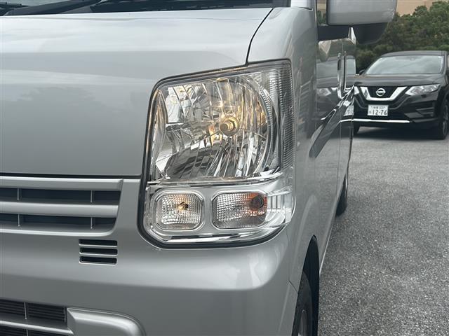 エブリイ ＰＣ　禁煙車　社外オーディオＡＭ／ＦＭ／ＣＤ　両側スライドドア　衝突軽減システム　オートライト　パーキングアシスト　レーンキープアシスト　横滑り防止装置　リモコンキー　パワーウィンドウ　　ＵＳＢ入力端子（35枚目）