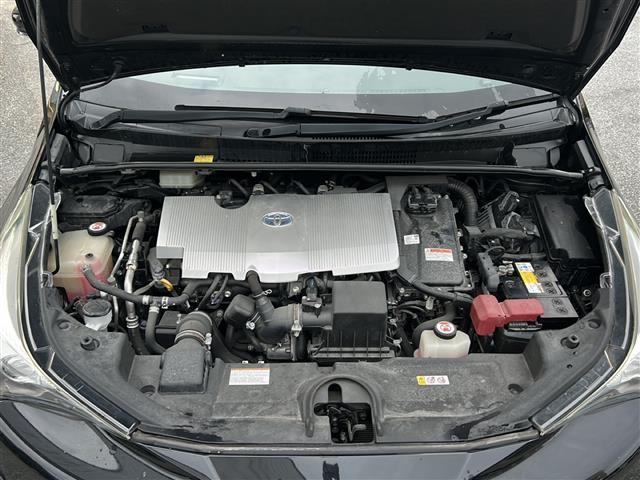 プリウス Sセーフティプラス 禁煙車 ナビ AM/FM/CD/DVD/BT バックモニター フルセグTV コーナーセンサー レーンキープアシスト クルーズコントロール 衝突軽減システム オートライト 純正フロアマット ETC(30枚目)