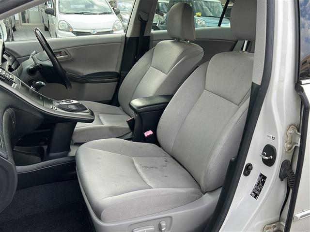 ＳＡＩ Ｇ　禁煙車　純正ナビ　ＡＭ／ＦＭ／ＣＤ／ＤＶＤ　バックモニター　フルセグＴＶ　ＬＥＤヘッドライト　クルーズコントロール　純正１８ＡＷ　純正フロアマット　オートライト　スマートキー（15枚目）