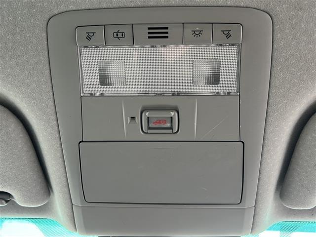 ＳＡＩ Ｇ　禁煙車　純正ナビ　ＡＭ／ＦＭ／ＣＤ／ＤＶＤ　バックモニター　フルセグＴＶ　ＬＥＤヘッドライト　クルーズコントロール　純正１８ＡＷ　純正フロアマット　オートライト　スマートキー（17枚目）