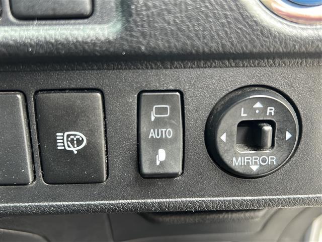 ＳＡＩ Ｇ　禁煙車　純正ナビ　ＡＭ／ＦＭ／ＣＤ／ＤＶＤ　バックモニター　フルセグＴＶ　ＬＥＤヘッドライト　クルーズコントロール　純正１８ＡＷ　純正フロアマット　オートライト　スマートキー（25枚目）