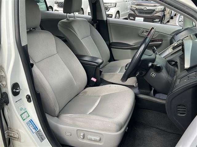 ＳＡＩ Ｇ　禁煙車　純正ナビ　ＡＭ／ＦＭ／ＣＤ／ＤＶＤ　バックモニター　フルセグＴＶ　ＬＥＤヘッドライト　クルーズコントロール　純正１８ＡＷ　純正フロアマット　オートライト　スマートキー（32枚目）