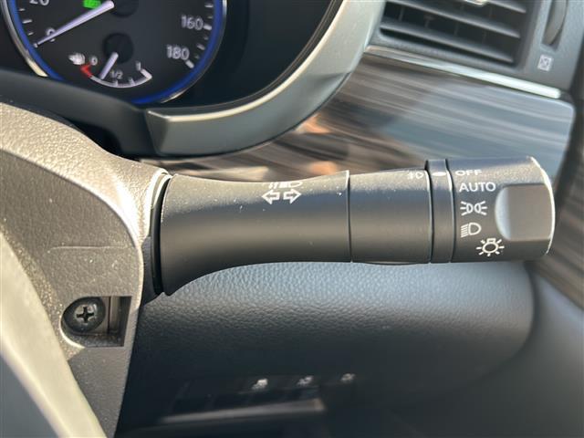 店頭販売もしておりますので、先に在庫が無くなってしまうこともございます。気になる車はまずはお問い合わせください！