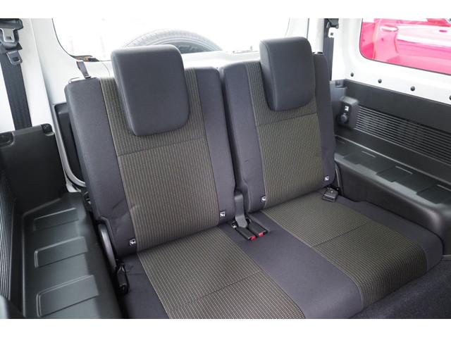 ジムニー XL ユーザー買取1オーナー 5MT 4WD 背面タイヤ 社外グリル&ウインカー SDナビ フルセグTV 社外16インチAW 純正フロアマット Pスタート ETC シートヒーター(28枚目)