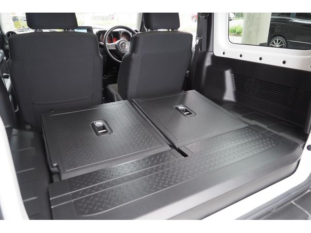 ジムニー XL ユーザー買取1オーナー 5MT 4WD 背面タイヤ 社外グリル&ウインカー SDナビ フルセグTV 社外16インチAW 純正フロアマット Pスタート ETC シートヒーター(32枚目)