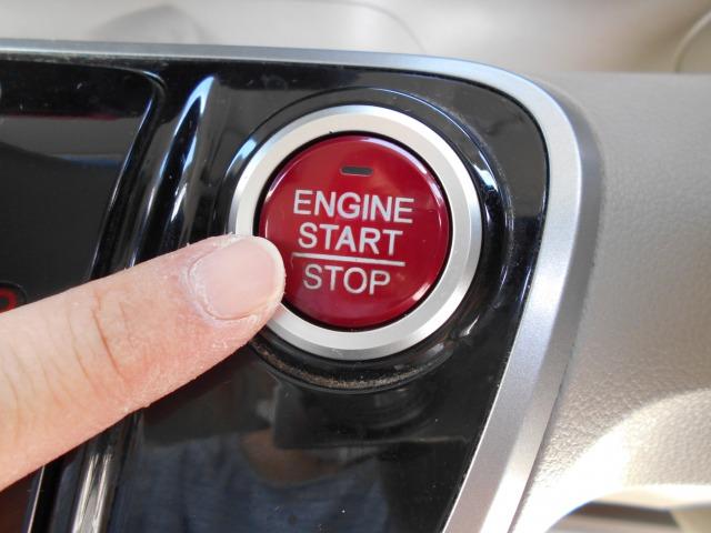 ・プッシュスタート：鍵を鞄やポケットへ入れたまま指１本でエンジンを始動させることが出来ます！！