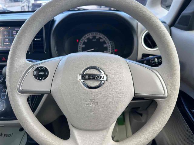 ハンドルの状態が悪いと運転に集中できませんよね。こちらの車、お気軽にお問い合わせください。