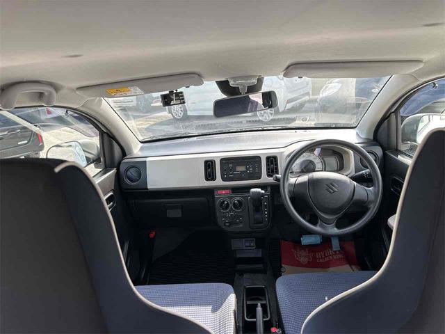 車を運転する際には運転席の存在は欠かせません。なのでしっかりとチェックしたいポイントですね。