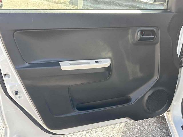 ご覧頂きまして誠に有難うございます！！是非ご来店して頂き、実際にご覧になって頂ければと思います。お客様からのご連絡をスタッフ一同、心よりお待ちしております