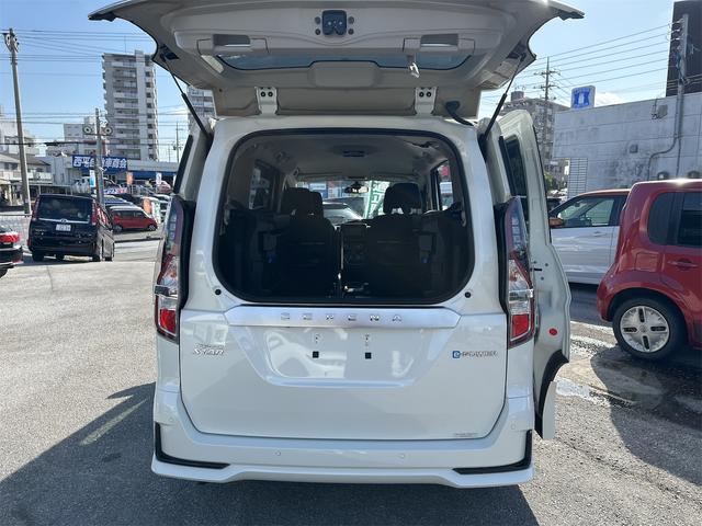 セレナ e-パワー ハイウェイスターV 全周囲カメラ ナビ TV クリアランスソナー オートクルーズコントロール パークアシスト 衝突被害軽減システム 両側電動スライドドア オートライト LEDヘッドランプ スマートキー(17枚目)