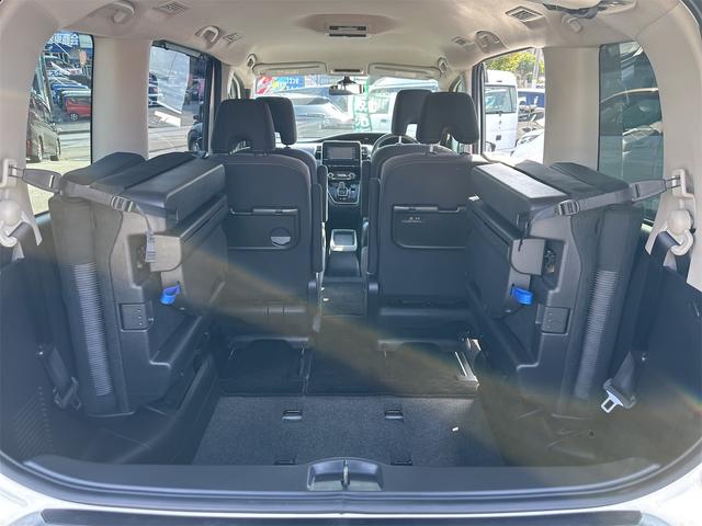 セレナ e-パワー ハイウェイスターV 全周囲カメラ ナビ TV クリアランスソナー オートクルーズコントロール パークアシスト 衝突被害軽減システム 両側電動スライドドア オートライト LEDヘッドランプ スマートキー(24枚目)