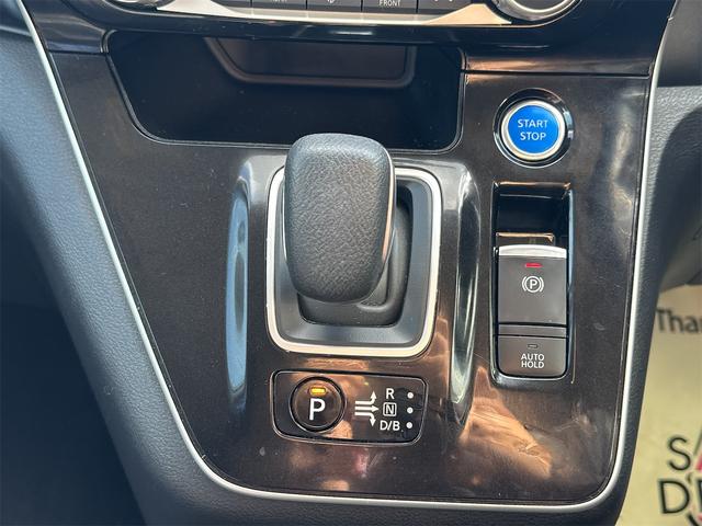 セレナ e-パワー ハイウェイスターV 全周囲カメラ ナビ TV クリアランスソナー オートクルーズコントロール パークアシスト 衝突被害軽減システム 両側電動スライドドア オートライト LEDヘッドランプ スマートキー(31枚目)