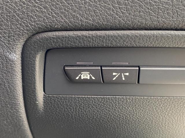 ３シリーズ ３２０ｉツーリング　Ｍスポーツ　Ｍスポーツ　ワンオーナー　アルピンホワイト　インテリジェントセーフティー　純正ＨＤＤナビＢカメラ　パワートランク　１８インチアルミ　コンフォートアクセス　プッシュスタート　キセノンＨＬ（19枚目）