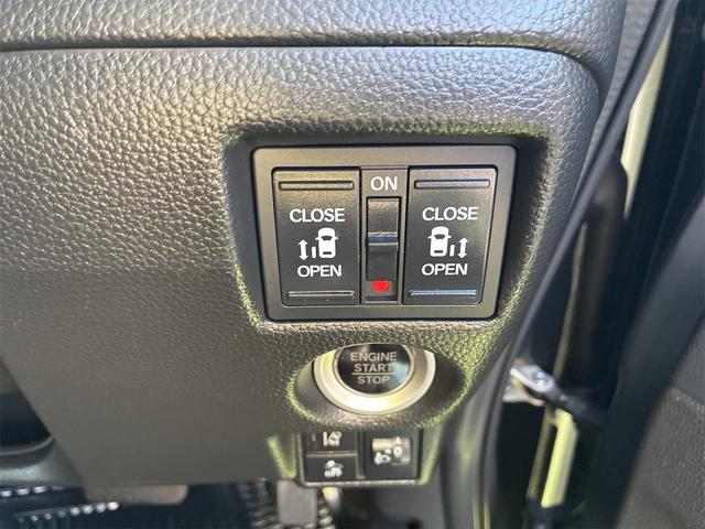 N-BOXカスタム EXターボ ホンダ純正ワイドナビ フルセグ Bluetooth DVD バックモニター アップルカーペイ ヘッドライトLED フォグランプLED 両側パワースライドドア ハーフレザーシート(8枚目)