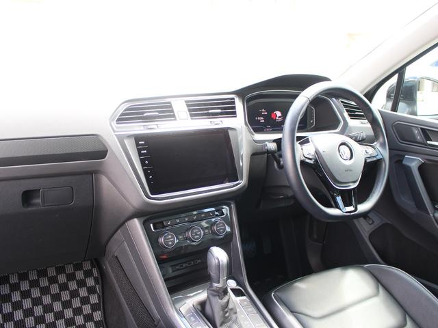 TDI 4モーション ハイライン 黒革 ナビ地デジBカメ 360° ACC HUD 全席シートヒーター Pシート Pバックドア LEDライト 18AW 禁煙車(7枚目)