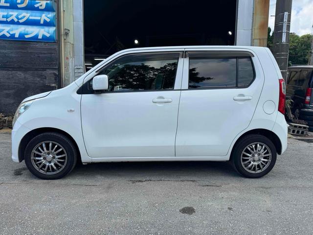 ご覧頂きまして誠に有難うございます！！是非ご来店して頂き、実際にご覧になって頂ければと思います。お客様からのご連絡をスタッフ一同、心よりお待ちしております