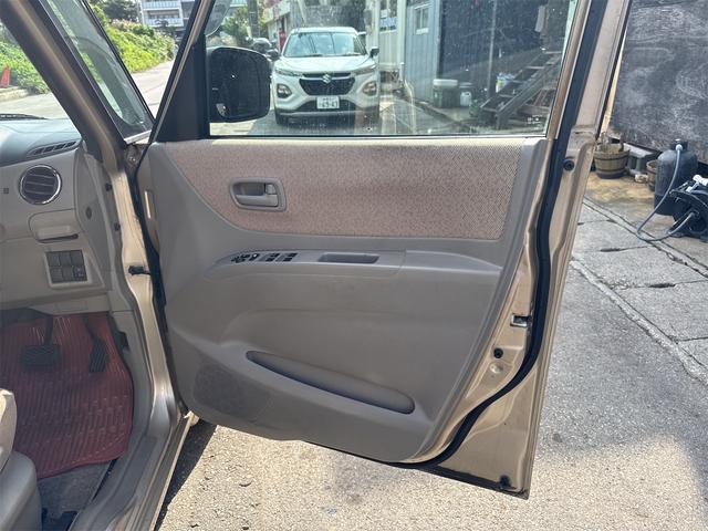 この度は当店のお車をご覧になっていただき、誠にありがとうございます。ぜひじっくりとご検討下さい。気軽にお問合せ・お見積りお待ちしております。