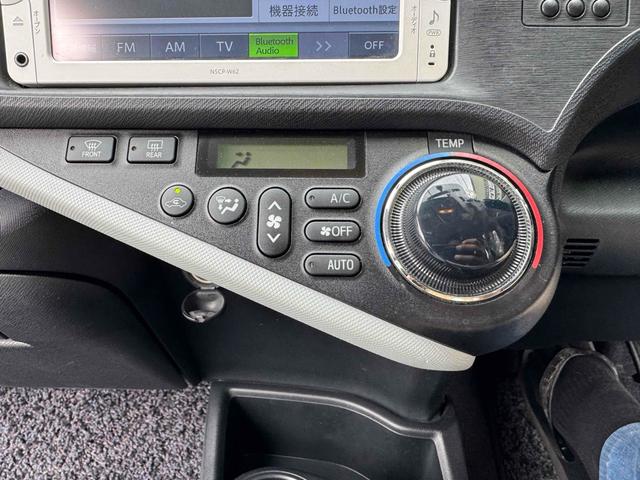 アクア S HVバッテリー交換5万キロ台 Bluetoothオーディオ ETC バックカメラ ナビ TV クリアランスソナー スマートキー アイドリングストップ 電動格納ミラー衝突安全ボディ ABS ESC(21枚目)