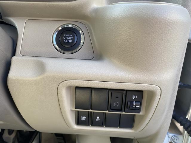 ★プッシュスタートなので、鍵を挿さずにポケットに入れたまま鍵の開閉、エンジンの始動まで行えますので、一度使うと手放せないくらい便利です♪