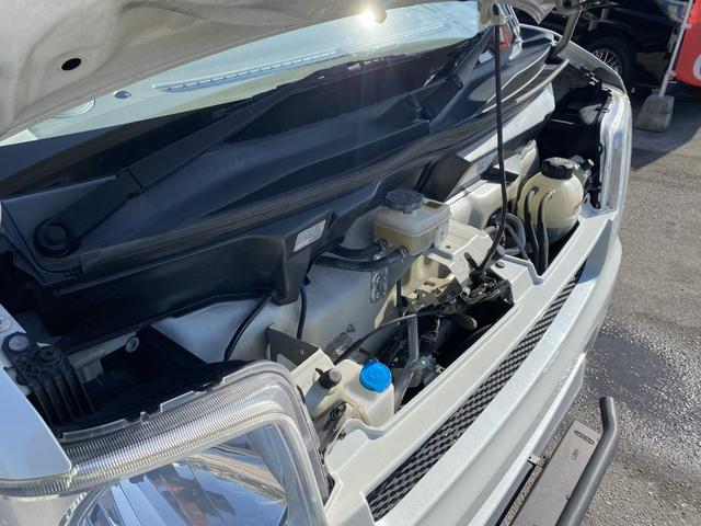 ★当店の車は全車バッテリー・オイル・ワイパー等の消耗品を整備した状態でお客様に納車させて頂きます。