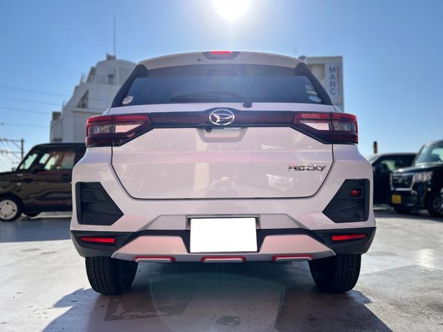 ロッキー Ｇ　社外７インチワンセグナビ・衝突被害軽減ブレーキ・全方位カメラ・両側シートヒーター・前後充電用ＵＳＢポート・ステアリングリモコン・ＥＴＣ（7枚目）