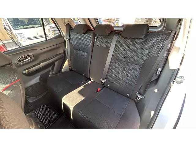 ロッキー Ｇ　社外７インチワンセグナビ・衝突被害軽減ブレーキ・全方位カメラ・両側シートヒーター・前後充電用ＵＳＢポート・ステアリングリモコン・ＥＴＣ（10枚目）