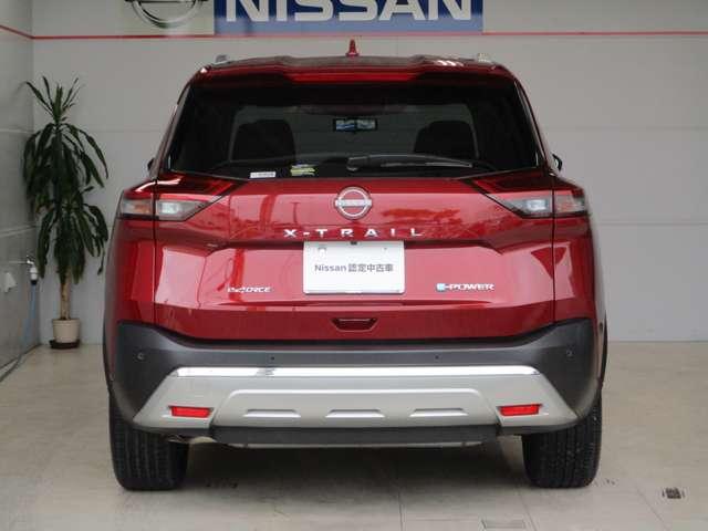 「美しい台形」のＳＵＶシルエット！フェンダーとの隙間は、わずか１０ｍｍ。大地に力強く踏ん張るタフギア！理想的なプロポーションです。