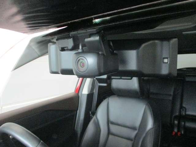 純正ドライブレコーダー前後付！（ＤＨ５-Ｓ）。１２．３インチディスプレイに表示されます。万が一の時には自身を守る証拠になります。