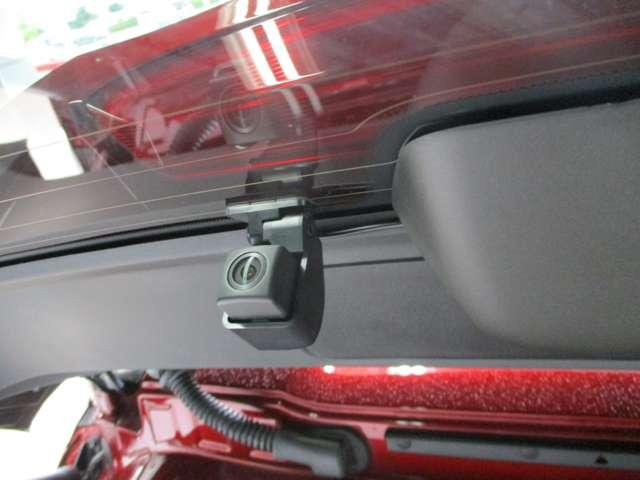 純正ドライブレコーダー前後付！（ＤＨ５-Ｓ）。１２．３インチディスプレイに表示されます。万が一の時には自身を守る証拠になります。