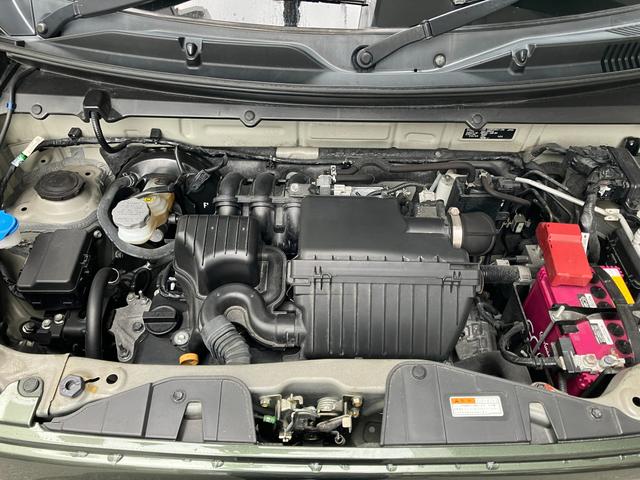エンジンルーム内もキレイ！当社メカニックがしっかり点検整備をしてご納車いたします♪
