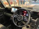 ギア HYBRID XZ 全方位カメラナビ リースアップ車両 オートライト Bluetooth スライドドア 純正ナビ プッシュスタート シートヒーター オートエアコン スズキセーフティーサポート アイドリングストップ 盗難防止システム 衝突安全ボディ(44枚目)