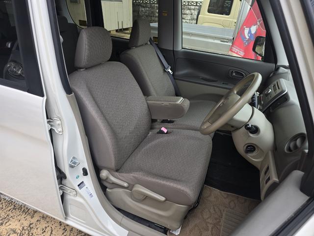 タント Ｘリミテッド　本土仕入れ車両　スマートキー　社外１４インチアルミホイール　左側電動スライドドア（17枚目）