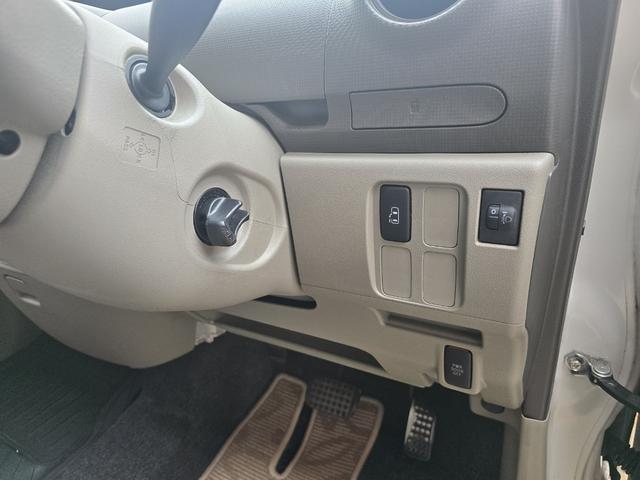 タント Ｘリミテッド　本土仕入れ車両　スマートキー　社外１４インチアルミホイール　左側電動スライドドア（19枚目）