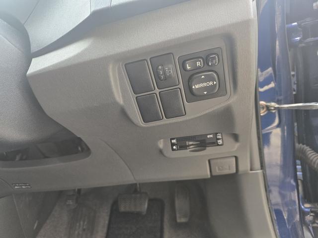 プリウス Ｓ　本土仕入れ車両　フルセグＴＶ・ナビ　Ｂｌｕｅｔｏｏｔｈ接続　ＥＴＣ　　バックカメラ（19枚目）