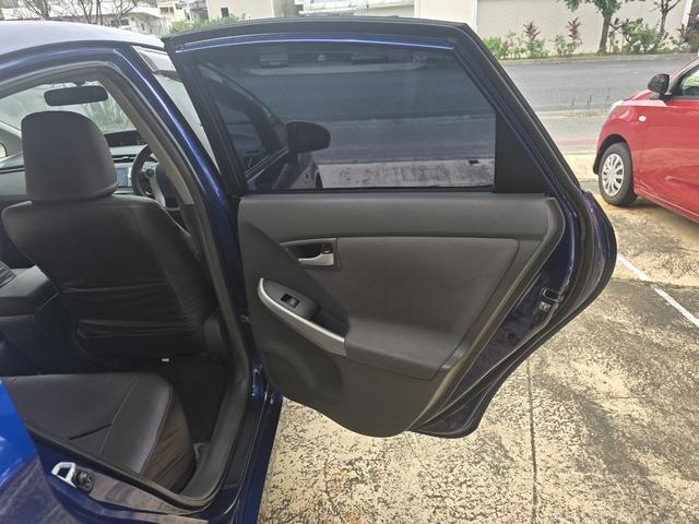プリウス Ｓ　本土仕入れ車両　フルセグＴＶ・ナビ　Ｂｌｕｅｔｏｏｔｈ接続　ＥＴＣ　　バックカメラ（30枚目）