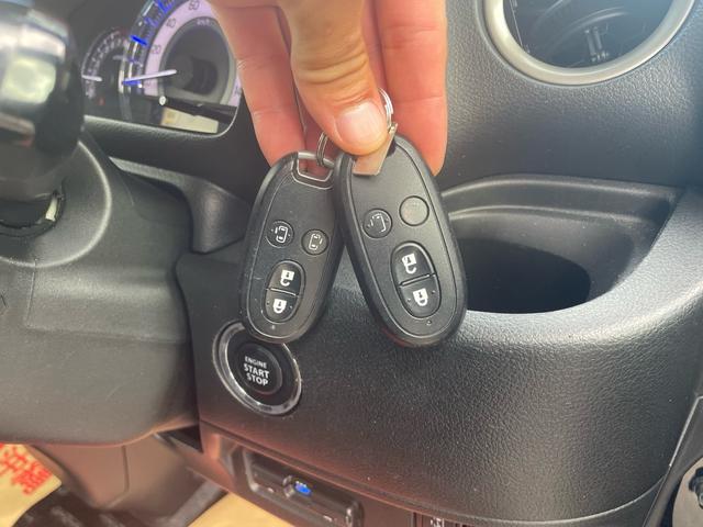 スペーシアカスタムＺ ベースグレード　ＥＴＣ車載　フルセグＴＶ／Ｂｌｕｅｔｏｏｔｈ／バックカメラ　両側電動スライド（3枚目）