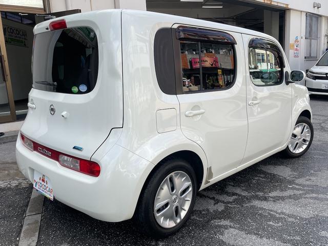 キューブ 15X Vセレクション 80th カラーLtd ワンオーナー 純正メモリーナビ フルセグTV バックカメラ ETC ドライブレコーダー インテリジェントキー オートエアコン フォグランプ アイドリングストップ 電動格納ミラー(4枚目)