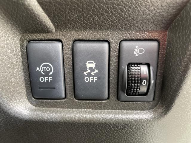 キューブ 15X Vセレクション 80th カラーLtd ワンオーナー 純正メモリーナビ フルセグTV バックカメラ ETC ドライブレコーダー インテリジェントキー オートエアコン フォグランプ アイドリングストップ 電動格納ミラー(19枚目)