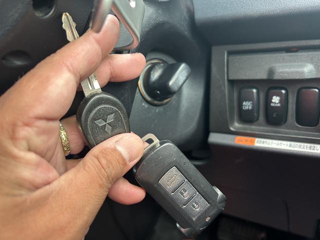 デリカＤ：５ Ｃ２　Ｇ　ナビパッケージ　現状販売　車検Ｒ８年３月　２ＷＤ　ガソリン　８人乗り　両側パワースライドドア　リアゲート自動開閉式　キーレス（24枚目）