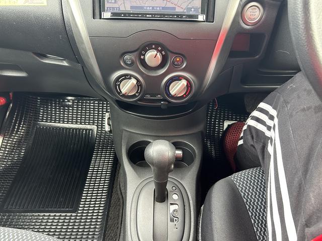 お手頃な乗用車が入庫!Bカメラ付きのナビはテレビの視聴はもちろん、Bluetoothの接続もOK!ETCカードリーダー取付済みなので納車直後から高速道路の利用料金が割引適用!タイヤの状態も◎お早めに!