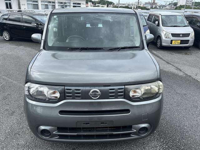 お手頃な乗用車が入庫!Bカメラ付きのナビはテレビの視聴はもちろん、Bluetoothの接続もOK!ETCカードリーダー取付済みなので納車直後から高速道路の利用料金が割引適用!タイヤの状態も◎お早めに!