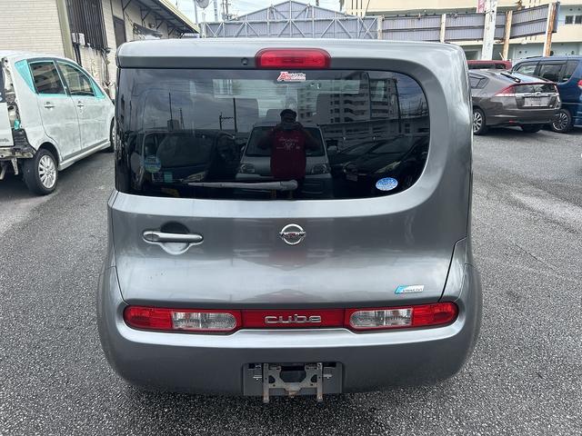 お手頃な乗用車が入庫!Bカメラ付きのナビはテレビの視聴はもちろん、Bluetoothの接続もOK!ETCカードリーダー取付済みなので納車直後から高速道路の利用料金が割引適用!タイヤの状態も◎お早めに!