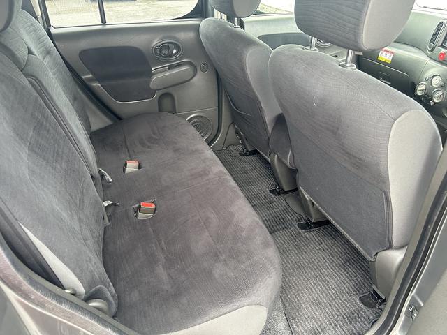 お手頃な乗用車が入庫!Bカメラ付きのナビはテレビの視聴はもちろん、Bluetoothの接続もOK!ETCカードリーダー取付済みなので納車直後から高速道路の利用料金が割引適用!タイヤの状態も◎お早めに!