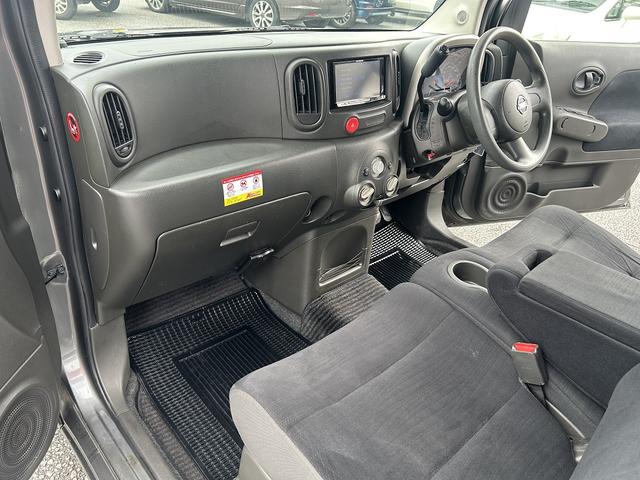 お手頃な乗用車が入庫!Bカメラ付きのナビはテレビの視聴はもちろん、Bluetoothの接続もOK!ETCカードリーダー取付済みなので納車直後から高速道路の利用料金が割引適用!タイヤの状態も◎お早めに!